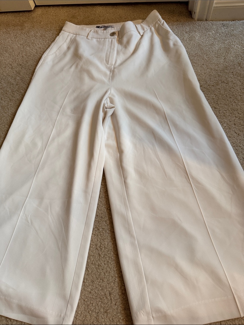 Jennifer Lopez - White Wide-Leg Cropped Trousers - Size 8